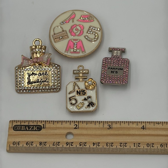 4 PCS Rhinestone Shoe Charms (Shoe Decoration Pins) - Picture 3 of 4